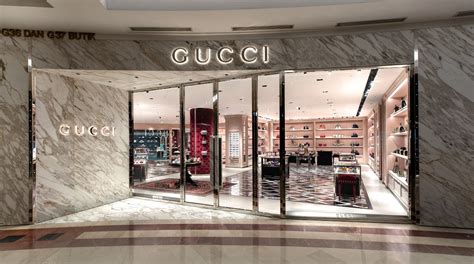 gucci - klcc photos